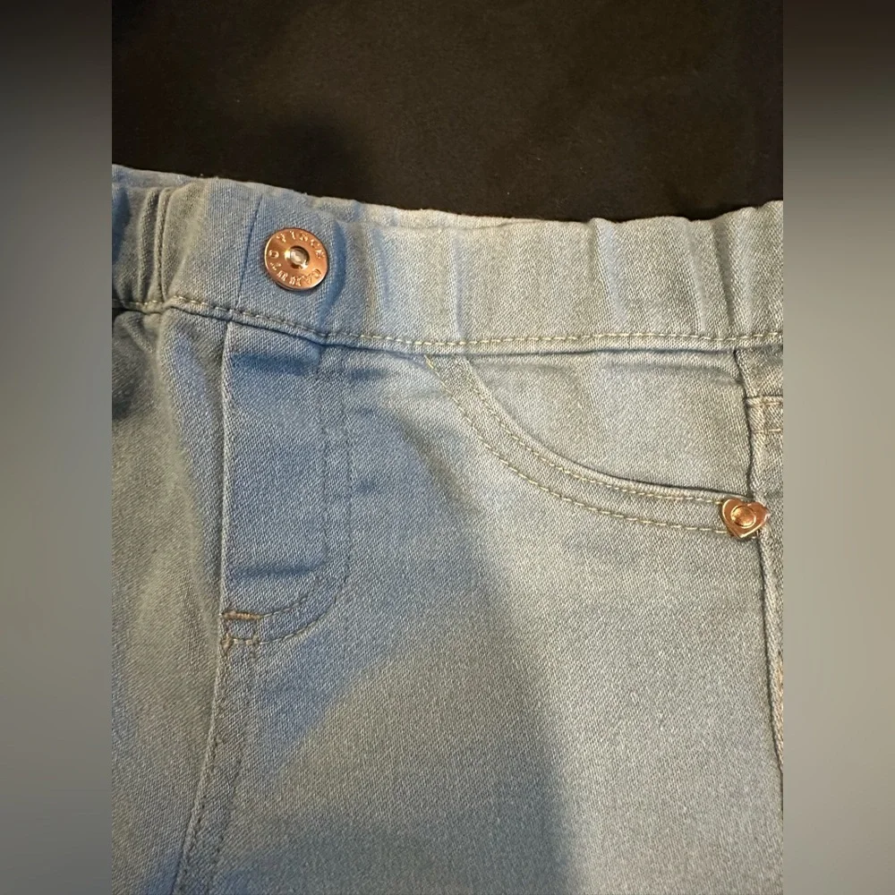 Vince Camuto Toddler Girl Stretchy Jean Leggings Size 4 - Picture 2 of 4